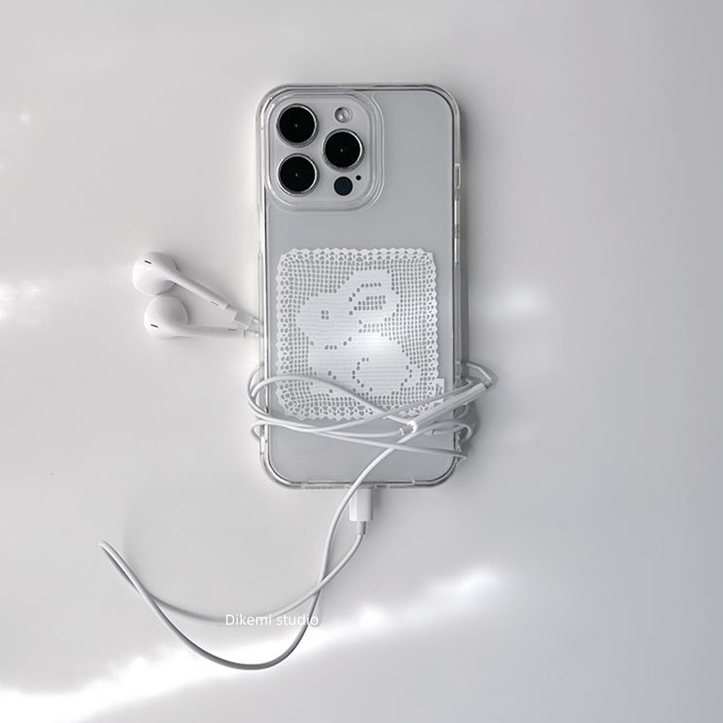 Yellow Phone Accessories - Kore İşi Beyaz Dantel Desenli Tavşanlı