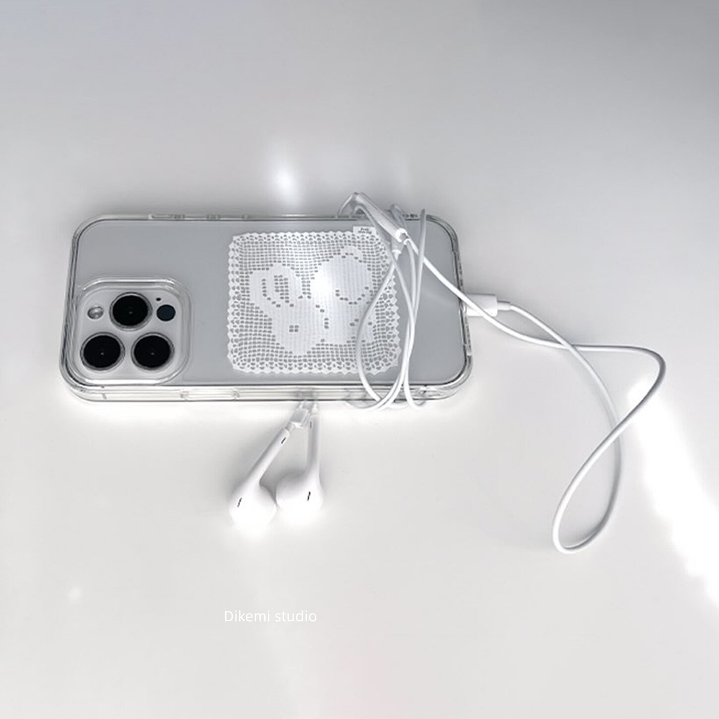Kore İşi Beyaz Dantel Desenli  - Yellow Phone Accessories incelemesi ve fiyatı